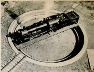 Live steamer of "Colorado Central" rides turntable.