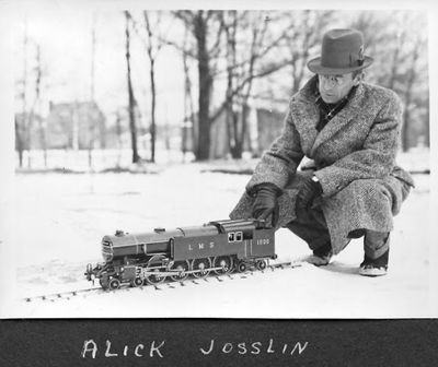 Alick Josslin and the original Helen Long 2.5 inch Gauge Locomotive constructed by LBSC for Josslin.