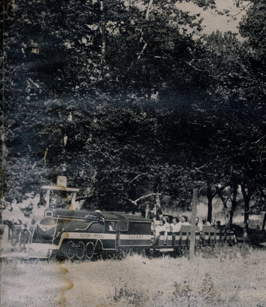 File:SACMRR Miniature Locomotive JulAug1954 013.jpg
