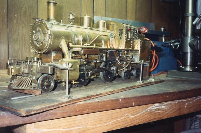 File:VictorShattock one inch locos 1.jpg