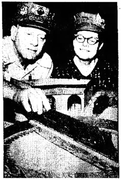File:Ces and Betty Beck Express and News Sun Mar 6 1966 .jpg