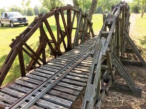 Closeup of the Dinkey Creek Bridge at the Cypress Creek & Southern Railroad before re-staining. Photo by Jim Cash, August 2015.