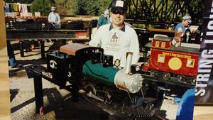 Ken Rodig with his No 3 Forney in 1.5 inch scale at the St Croix 1992 Fall Meet.