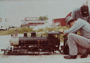 Joe Dale and his Allen Mogul at John Enders' track in Manor, Texas. Photo by Pete & Donna Green.